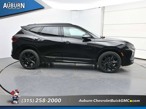 Used 2022 Chevrolet Blazer RS AWD/4WD image 17