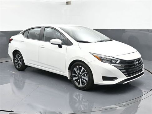 New 2025 Nissan Versa SV w/ Trunk Package image 2