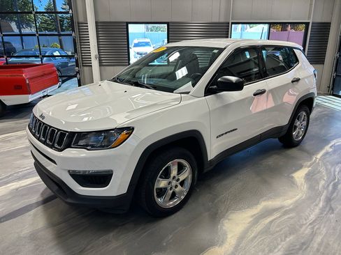Used 2017 Jeep Compass Sport FWD image 30