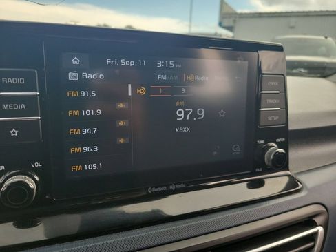Used 2021 Kia Seltos S AWD/4WD image 13