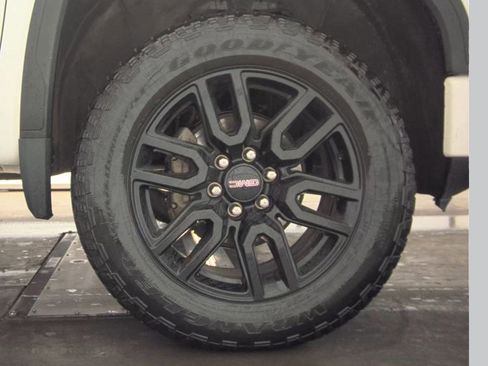 Used 2021 GMC Sierra 1500 Elevation image 11