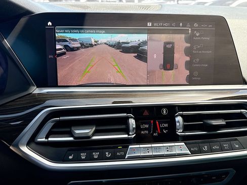Used 2019 BMW X5 xDrive40i w/ Convenience Package AWD/4WD image 15
