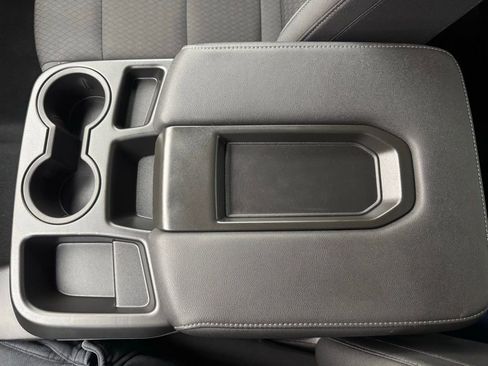 Used 2025 GMC Sierra 1500 Elevation image 31