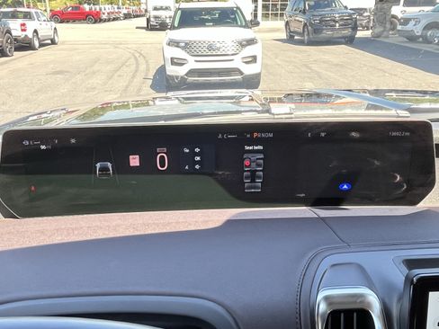 Certified 2025 Ford Expedition Max Platinum w/ Platinum Ultimate Package AWD/4WD image 21