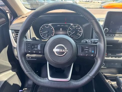 Used 2023 Nissan Rogue SL AWD/4WD image 20