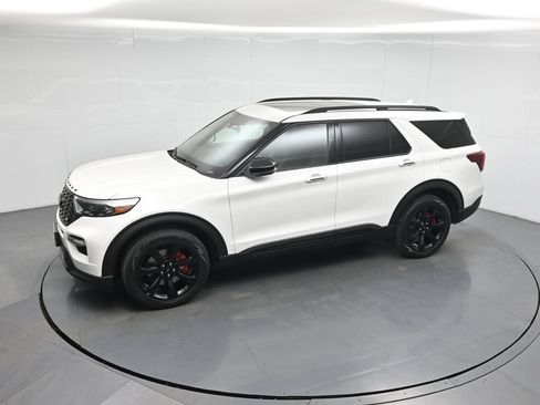 Certified 2023 Ford Explorer ST w/ Equipment Group 401A AWD/4WD image 41