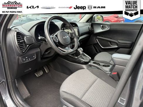 Used 2022 Kia Soul GT-Line FWD image 11