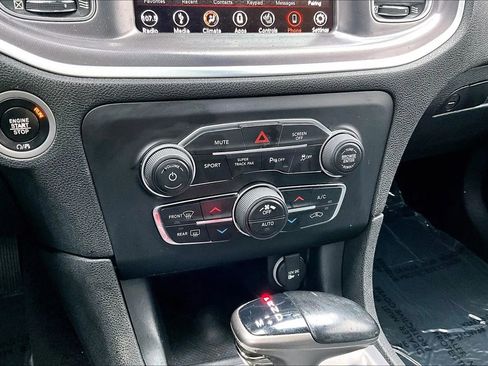 Used 2019 Dodge Charger SXT w/ Cold Weather Package AWD/4WD image 21