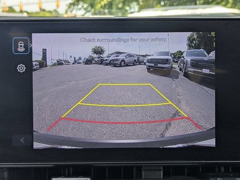 Used 2025 Hyundai Kona SEL FWD image 19