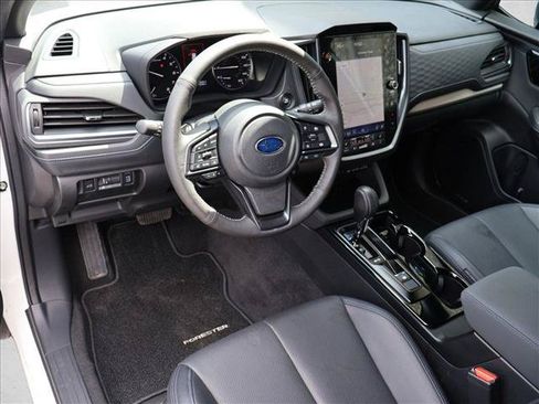 Used 2026 Subaru Forester Limited AWD/4WD image 11