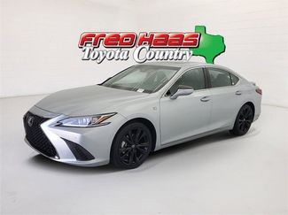 Used 2023 Lexus ES 350 F Sport w/ Accessory Package (Z2) video 1