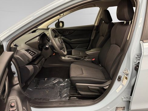 Used 2023 Subaru Crosstrek 2.0i image 9