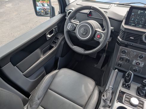 Used 2025 INEOS Grenadier AWD/4WD image 9