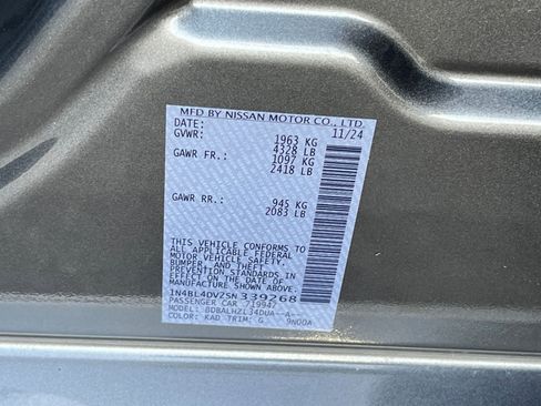 Used 2025 Nissan Altima 2.5 SV image 29