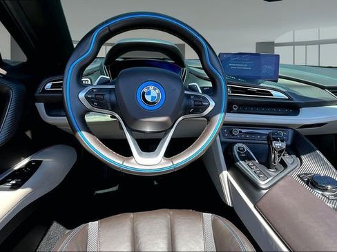 Used 2019 BMW i8 Roadster AWD/4WD image 8