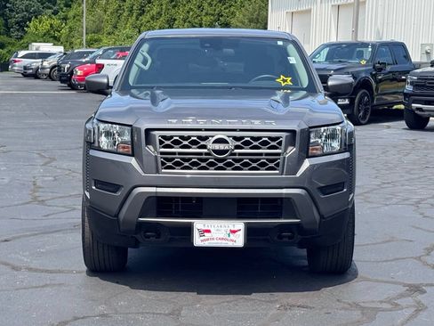 Used 2023 Nissan Frontier SV AWD/4WD image 16