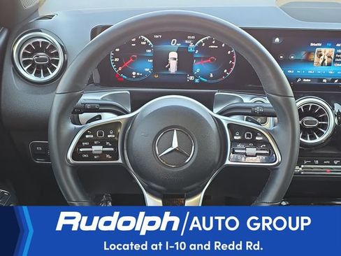 Used 2023 Mercedes-Benz GLB 250 4MATIC w/ Premium Package image 15