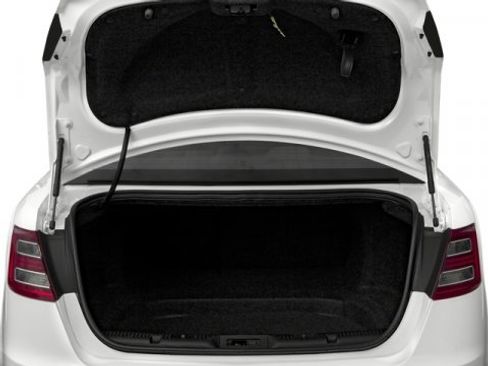 Used 2018 Ford Taurus SEL w/ Equipment Group 201A image 12