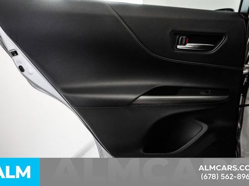 Used 2022 Toyota Venza XLE image 50