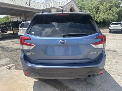 Used 2024 Subaru Forester Premium AWD/4WD image 4