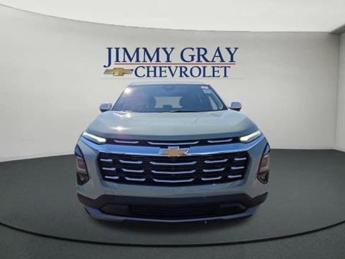 New 2026 Chevrolet Equinox LT w/ Convenience Package II image 8