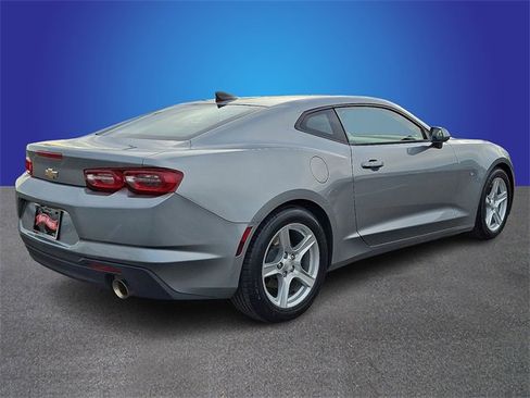 Used 2023 Chevrolet Camaro LT image 5