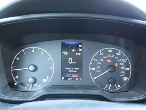 Used 2023 Toyota Corolla LE FWD image 20