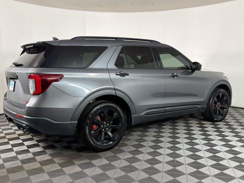 Used 2022 Ford Explorer ST w/ ST Street Pack AWD/4WD image 7