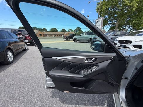 Used 2015 INFINITI Q50 AWD w/ Moonroof Package image 31