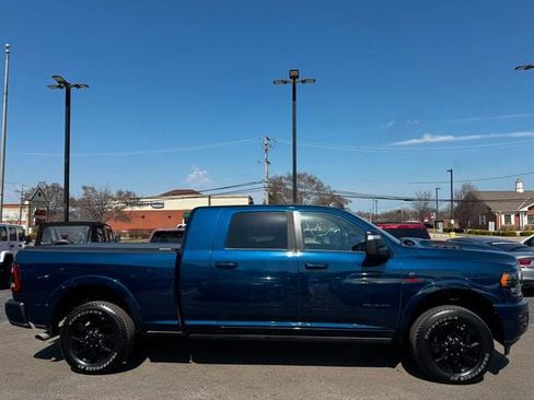Used 2024 RAM 3500 Limited AWD/4WD image 4