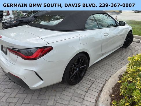 Certified 2022 BMW 430i xDrive Convertible w/ M Sport Package image 5