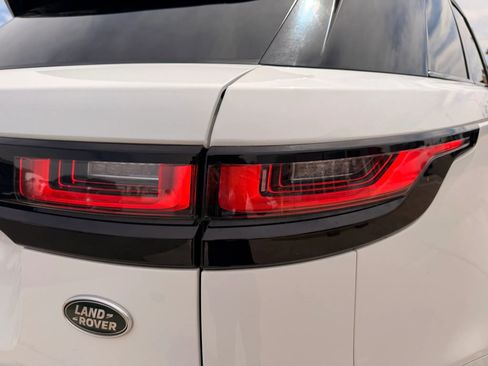 Used 2022 Land Rover Range Rover Velar R-Dynamic S AWD/4WD image 42