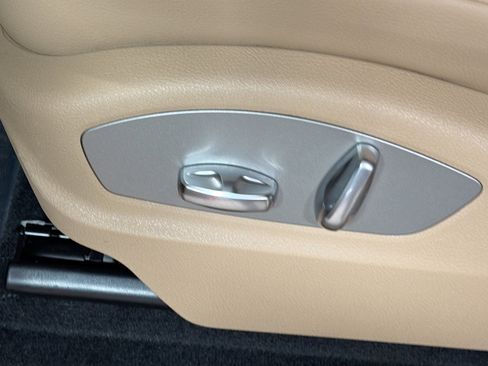 Certified 2026 Porsche Macan AWD/4WD image 25