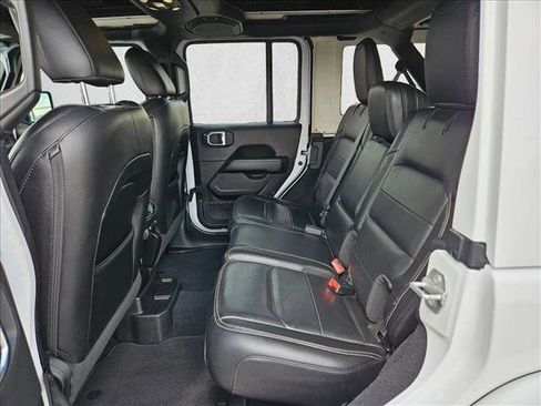 Used 2020 Jeep Wrangler Unlimited Sahara AWD/4WD image 22