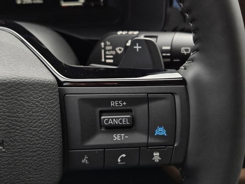 New 2026 Nissan Pathfinder Platinum image 28