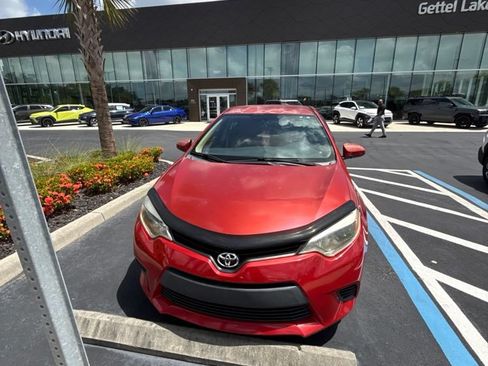 Used 2014 Toyota Corolla LE FWD image 4