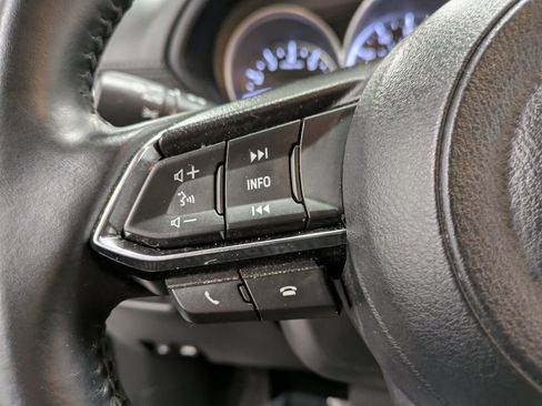 Used 2019 MAZDA CX-5 Touring image 16