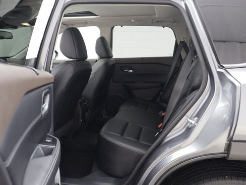Used 2023 Nissan Rogue SL w/ SL Premium Package AWD/4WD image 15
