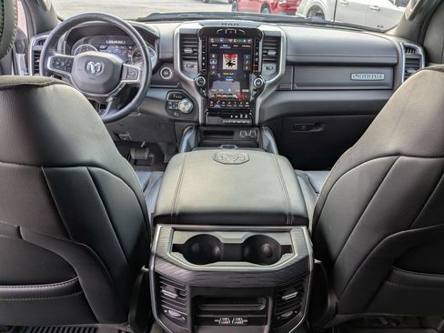 Used 2023 RAM 1500 Laramie AWD/4WD image 12