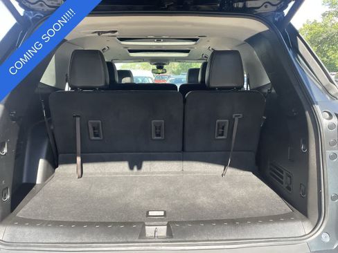 Used 2019 Chevrolet Traverse LT w/ LT Premium Package AWD/4WD image 17