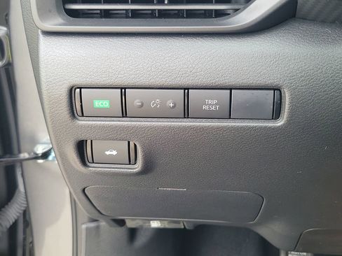 Used 2025 Nissan Sentra S FWD image 19
