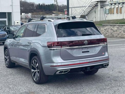 New 2026 Volkswagen Atlas SE image 8