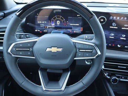 New 2027 Chevrolet Traverse LT w/ Enhanced Driving Package AWD/4WD image 7