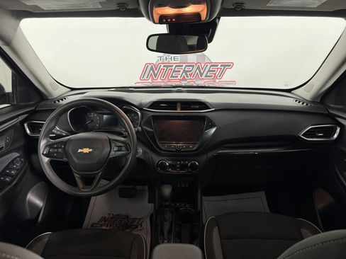 Used 2022 Chevrolet TrailBlazer LT w/ Convenience Package AWD/4WD image 11
