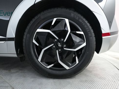 Used 2024 Hyundai Ioniq 5 Limited RWD image 9