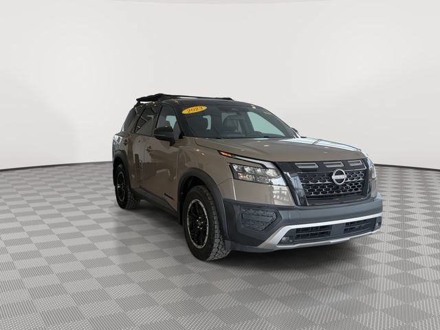 Used 2023 Nissan Pathfinder Rock Creek AWD/4WD image 2