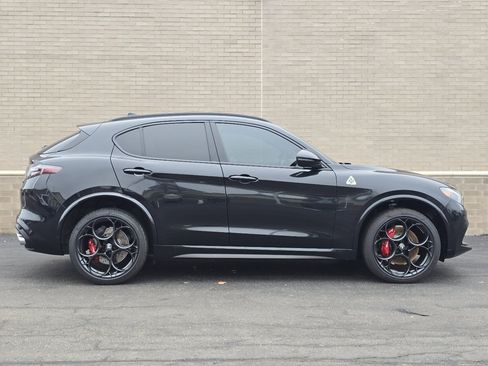 Used 2024 Alfa Romeo Stelvio Quadrifoglio w/ Active Assist Plus Package image 7