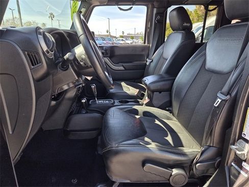 Used 2018 Jeep Wrangler Unlimited Sport image 12