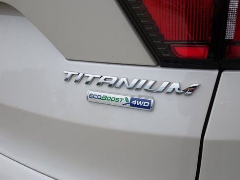 Used 2018 Ford Escape Titanium AWD/4WD image 8