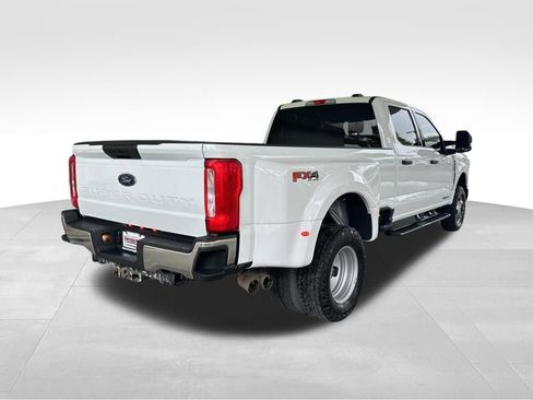 Used 2024 Ford F350 XLT w/ FX4 Off-Road Package AWD/4WD image 3